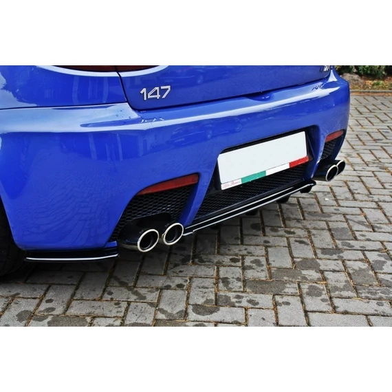 Központi Hátsó SPLITTER ALFA ROMEO 147 GTA (with vertical bars)