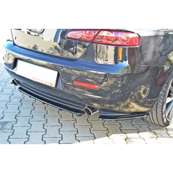 Központi Hátsó SPLITTER ALFA ROMEO 159 (with vertical bars)