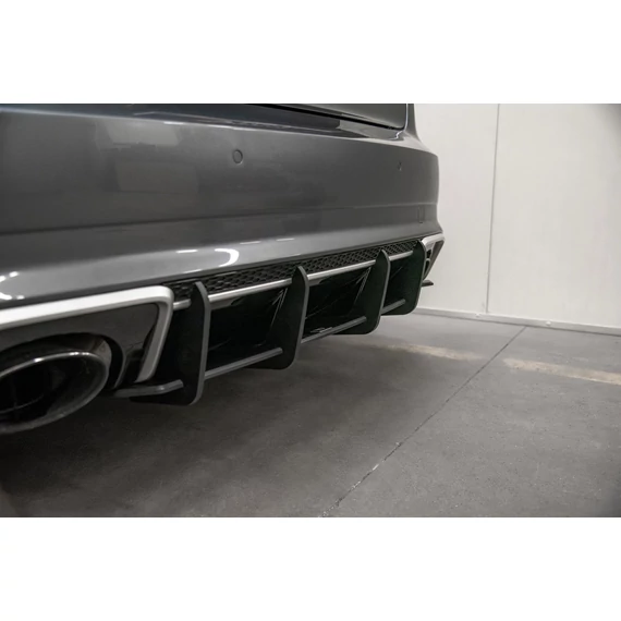 Racing Durability Rear Diffuser V.1 Audi RS3 8V Sportback
