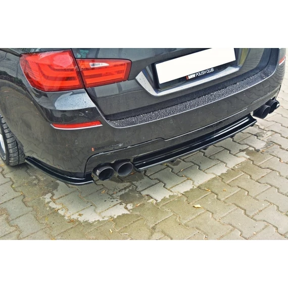 Központi Hátsó SPLITTER for BMW 5 F11 M-PACK (fits two double exhaust ends)