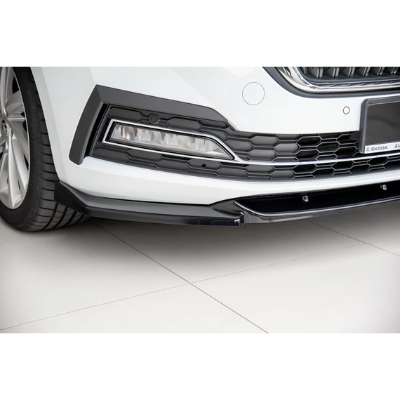 Első Splitter V.1 Skoda Octavia Mk4