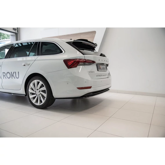 Központi Hátsó Splitter Skoda Octavia Mk4