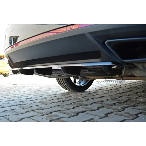Központi Hátsó Splitter Skoda Octavia RS Mk3 / Mk3 FL Hatchback / Estate