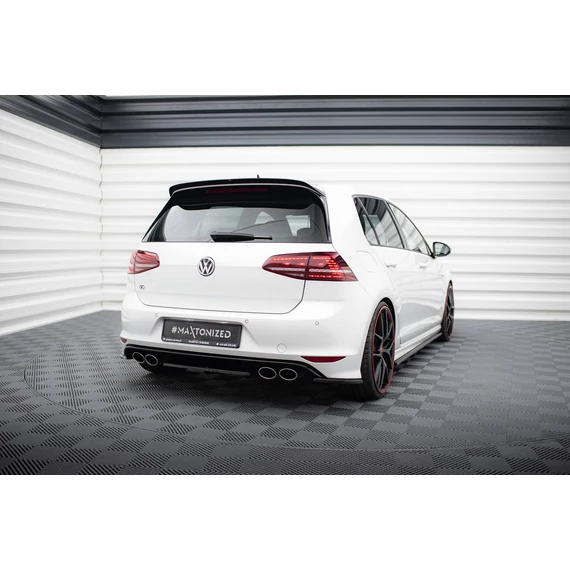 Központi Hátsó SPLITTER VW GOLF VII R (with vertical bars)