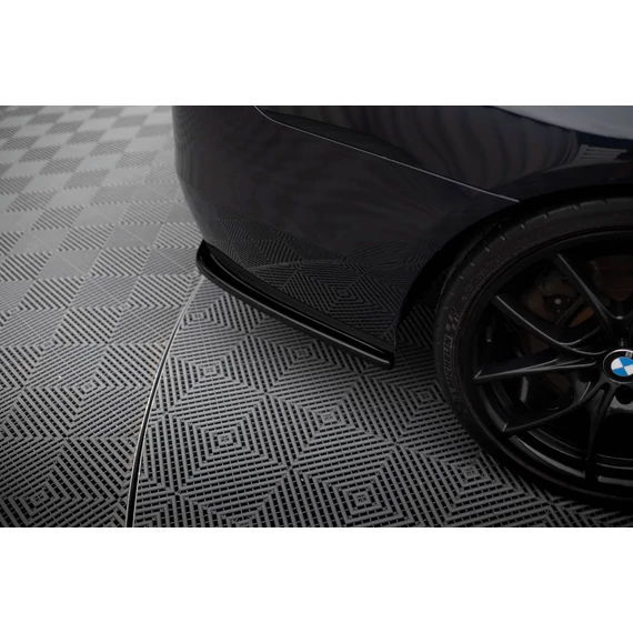 Hátsó Oldalsó Splitter for BMW 5 F11 M-PACK (fits two single exhaust ends)