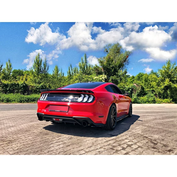 Oldalsó szoknyák Diffúzorok Ford Mustang Mk. 6 Facelift