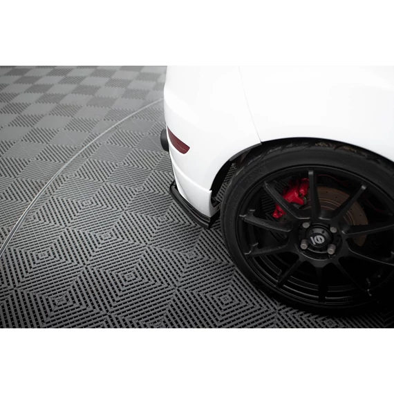 Hátsó Oldalsó Splitter Ford Fiesta ST / ST-Line / Zetec S Mk7 FL