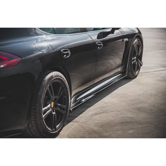 Oldalsó szoknyák Diffúzorok V.1 Porsche Panamera Turbo 970 Facelift