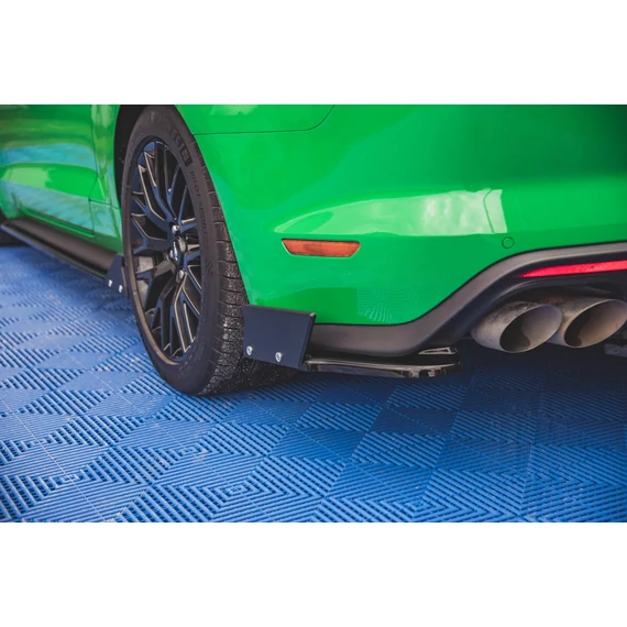 Hátsó Oldalsó Splitter V.1 + Flaps Ford Mustang GT Mk6 Facelift