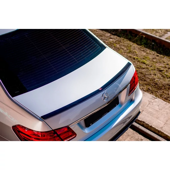 Spoiler Cap Mercedes-Benz E63 AMG / AMG-Line Sedan W212 Facelift