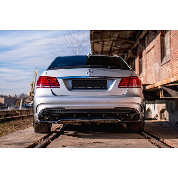 Spoiler Cap Mercedes-Benz E63 AMG / AMG-Line Sedan W212 Facelift