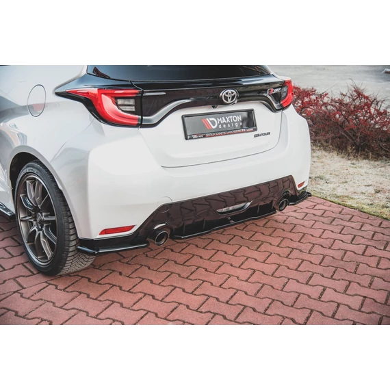 Központi Hátsó Splitter Toyota GR Yaris Mk4