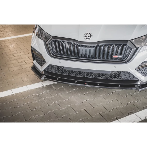 Első Splitter V.1 Skoda Octavia RS Mk4
