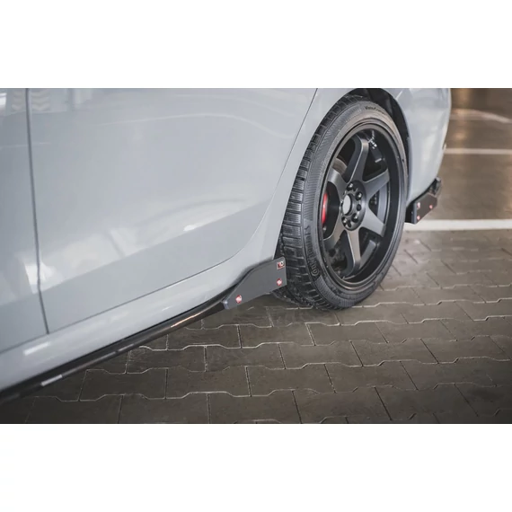 Oldalsó szoknyák Diffúzorok V.2 + Flaps Skoda Octavia RS Mk4