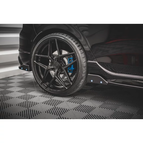 Hátsó Oldalsó Splitter V.2 + Flaps Volkswagen Golf R Mk8