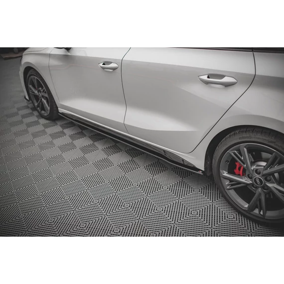 Street Pro Oldalsó szoknyák Diffúzorok Audi S3 / A3 S-Line 8Y