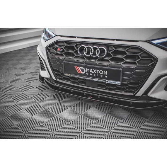 Első Splitter V.4 Audi S3 / A3 S-Line 8Y