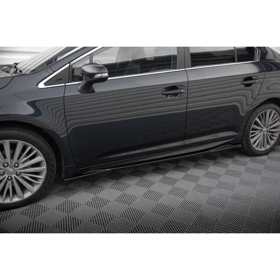 Oldalsó szoknyák Diffúzorok Toyota Avensis Mk3 Facelift