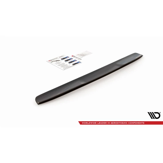 The extension of the rear window BMW 2 Gran Coupe M-Pack / M235i F44