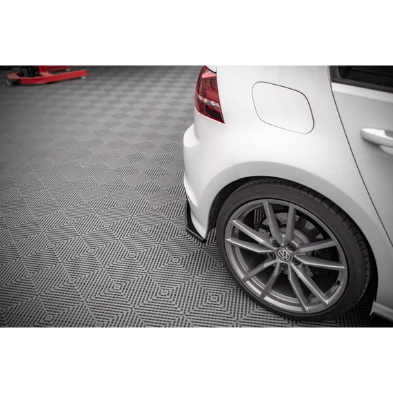 Hátsó Oldalsó Splitter V.3 Volkswagen Golf R Mk7