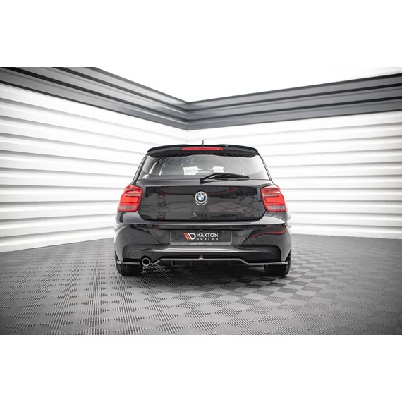Központi Hátsó Splitter (with vertical bars) BMW 1 F20