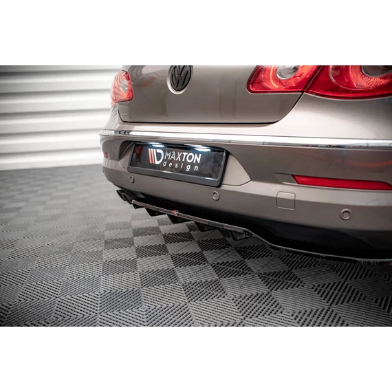 Központi Hátsó Splitter (with vertical bars) Volkswagen Passat CC
