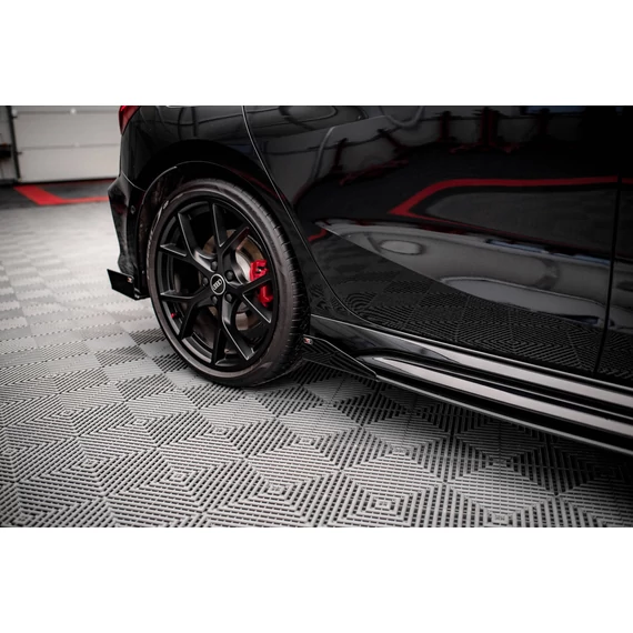 Street Pro Oldalsó szoknyák Diffúzorok + Flaps Audi RS3 Sportback 8Y