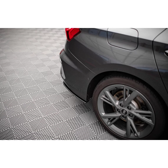 Street Pro Hátsó Oldalsó Splitter Audi S3 Sedan 8Y