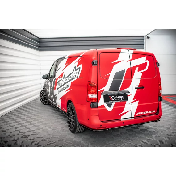 Központi Hátsó Splitter (with vertical bars) Mercedes-Benz Vito W447 Facelift