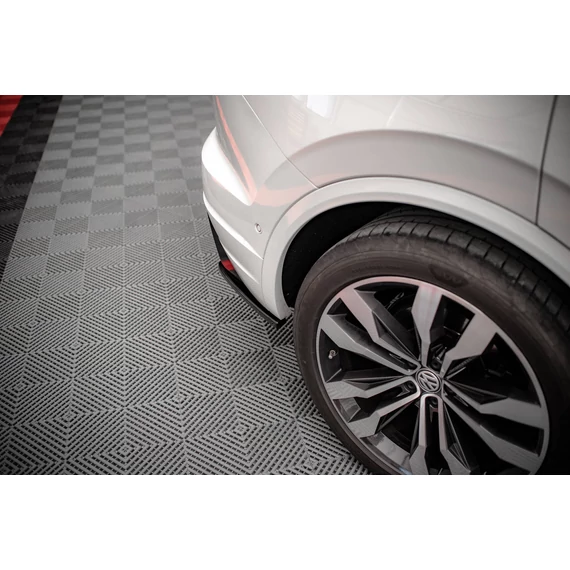 Hátsó Oldalsó Splitter Volkswagen Touareg R-line Mk3