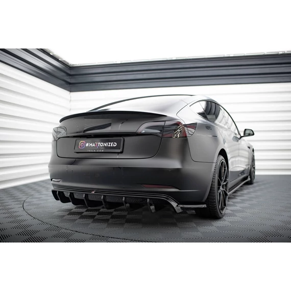 Hátsó Diffúzorok V.2 Tesla Model 3