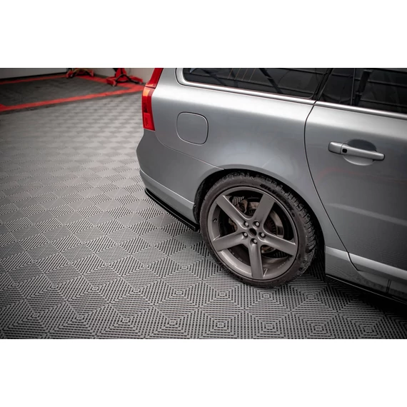 Hátsó Oldalsó Splitter Volvo V70 Mk3