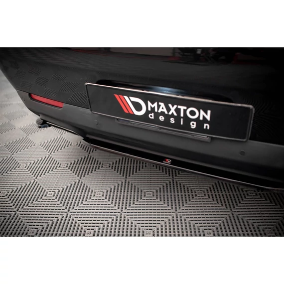 Központi Hátsó Splitter for Dodge Challenger RT Mk3 Facelift