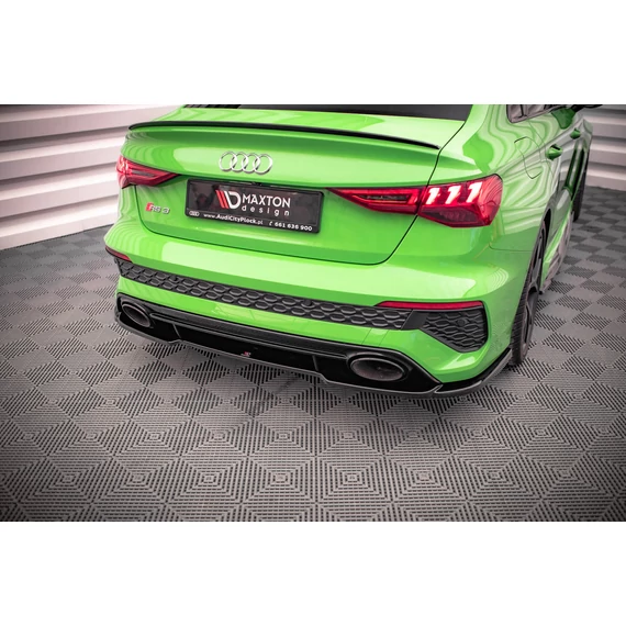 Központi Hátsó Splitter Audi RS3 Sedan 8Y