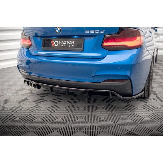 Központi Hátsó Splitter (with vertical bars) BMW 2 M-Pack F22