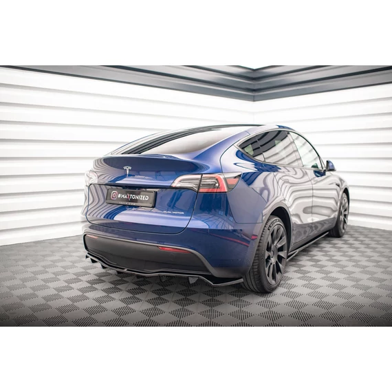 Központi Hátsó Splitter (with vertical bars) Tesla Model Y