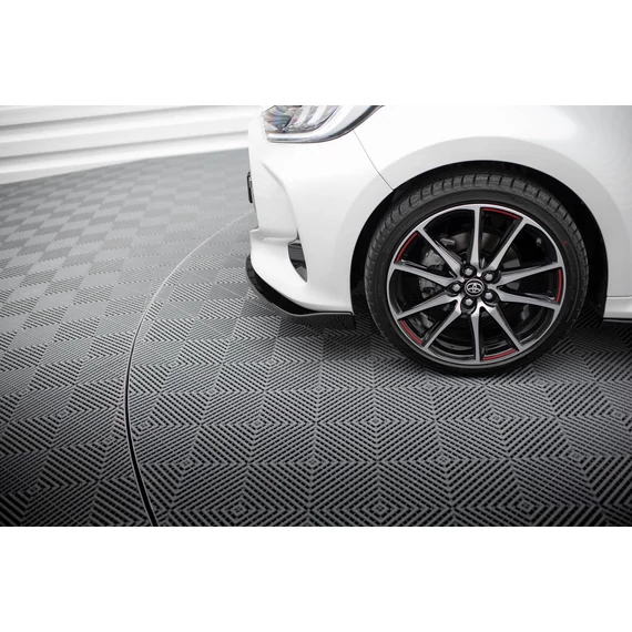 Első Splitter V.3 Toyota Yaris Mk4