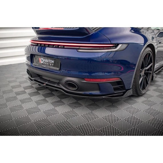 Központi Hátsó Splitter (with vertical bars) V.2 Porsche 911 Carrera Aero / Carrera GTS 992