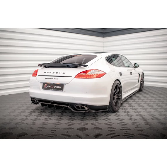 Központi Hátsó Splitter (with vertical bars) Porsche Panamera Turbo 970