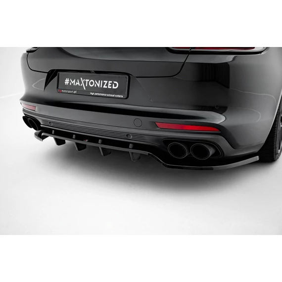 Központi Hátsó Splitter (with vertical bars) Porsche Panamera Turbo S E-Hybrid / Panamera E-Hybrid