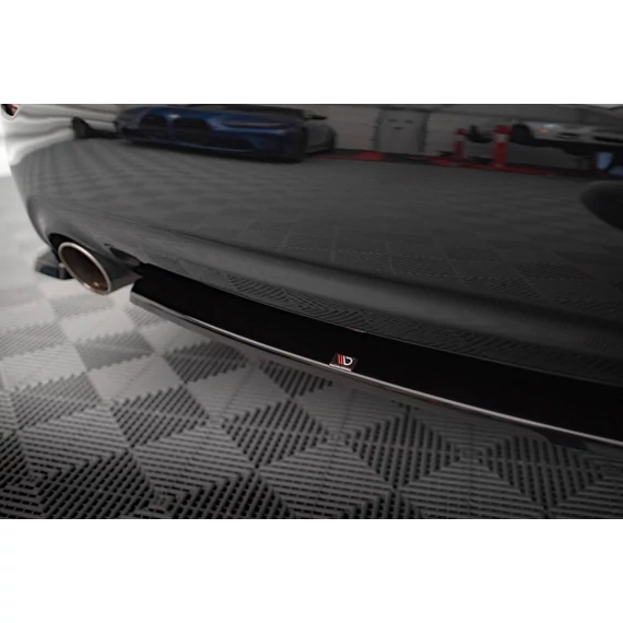 Központi Hátsó Splitter for Infiniti Q50 S Mk1
