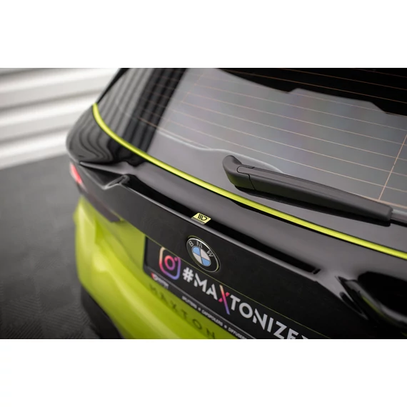 The extension of the rear window BMW 1 F40 M-Pack / M135i