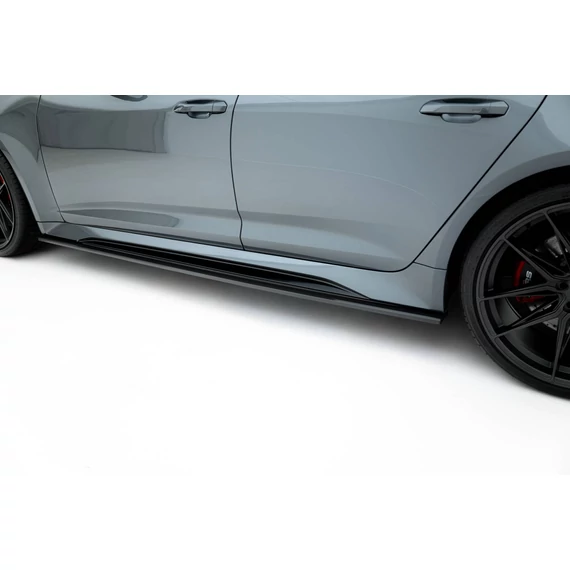 Carbon Fiber Oldalsó szoknyák Diffúzorok Audi RS6 C8 / RS7 C8