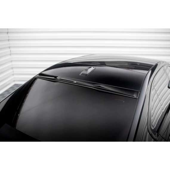 The extension of the rear window BMW 7 M-Pack / M760e G70