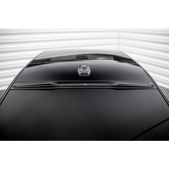 The extension of the rear window BMW 7 M-Pack / M760e G70