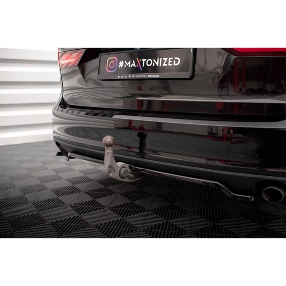 Központi Hátsó Splitter (with vertical bars) V.2 Volvo V90 Mk2