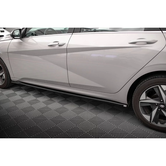 Oldalsó szoknyák Diffúzorok Hyundai Elantra Mk7