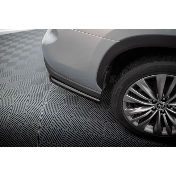 Hátsó Oldalsó Splitter Toyota Highlander Mk4