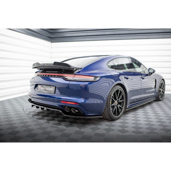 Központi Hátsó Splitter (with vertical bars) Porsche Panamera E-Hybrid 971 Facelift
