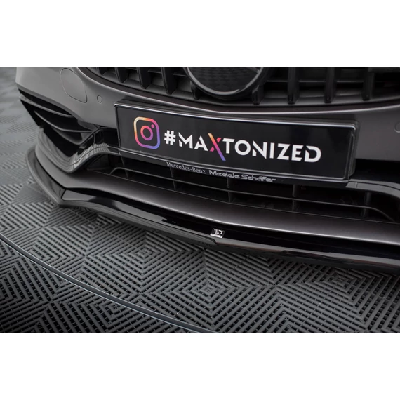 Első Splitter V.1 Mercedes-AMG C63 Sedan / Estate W205 Facelift